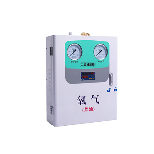 二级稳压箱